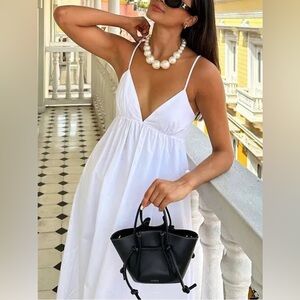 NWT- COMMENSE Coastal Cowgirl Open Back Long Dress

SPU: OA230607002